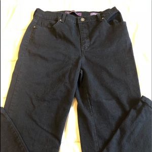 Gloria Vanderbilt size 10 black pants